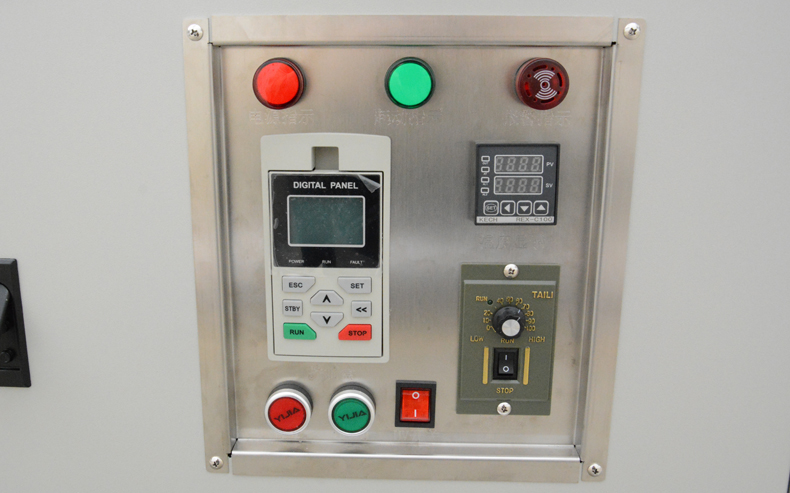 鞋面固漆6KW1組燈固化機(jī).jpg 鞋面固漆6KW1組燈固化機(jī).jpg