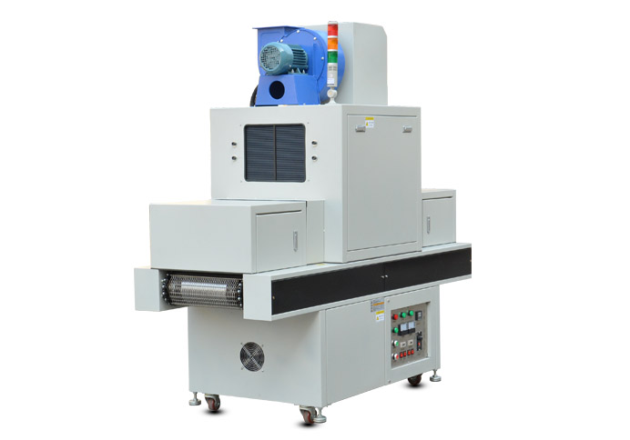 電腦小音箱外殼UV固化機(jī).jpg 電腦小音箱外殼UV固化機(jī).jpg