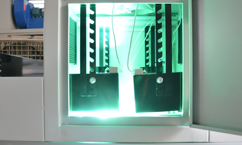 藍(lán)盾教您正確使用紫外線(xiàn)UV光固化機(jī)方法